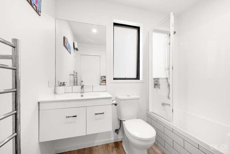 21 Jessie Donald Way Avalon_15