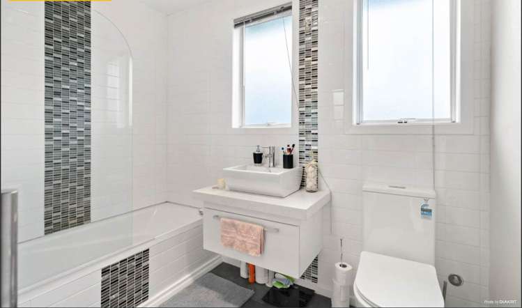 921 Whangaparaoa Road Manly_12