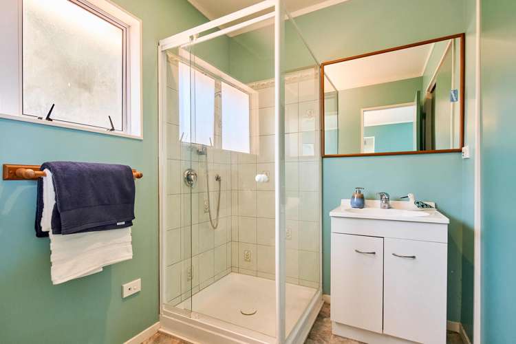 12 Pingau Street Paekakariki_9