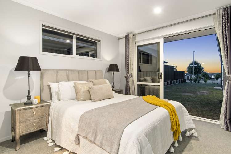 9 Blacklock Road Pyes Pa_14