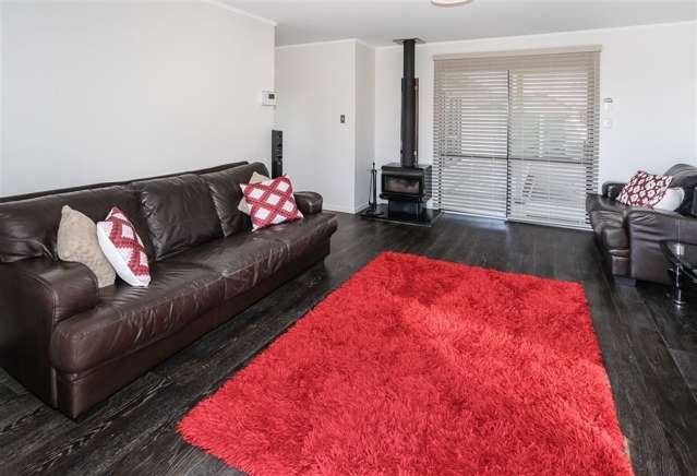 7 Landon Place Pukekohe_2