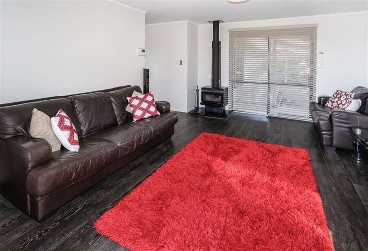 7 Landon Place Pukekohe_2