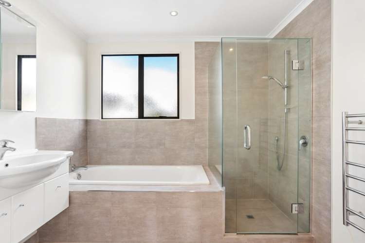 8 Hobie Court West Harbour_11