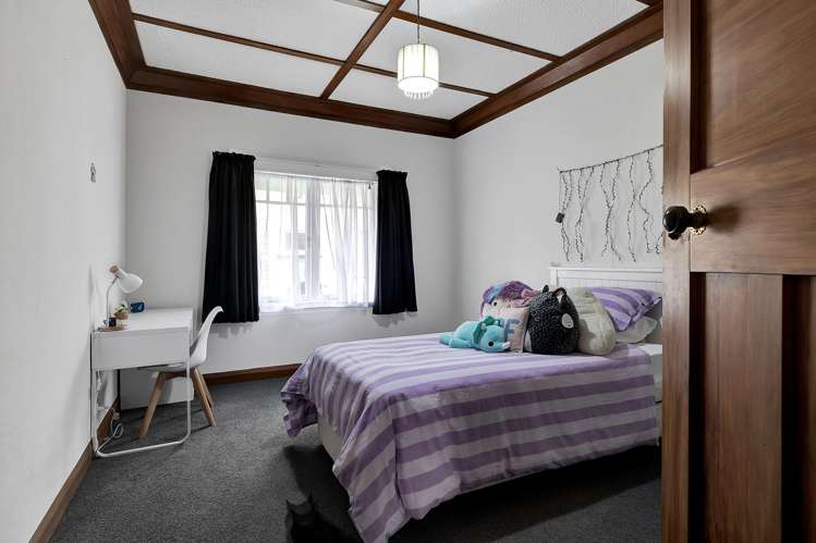 32 Surrey Street Hawera_14