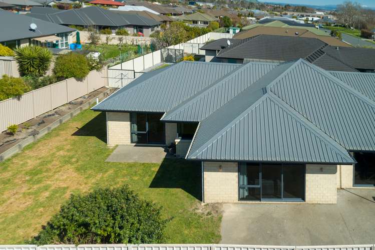 86 Covent Drive Stoke_16