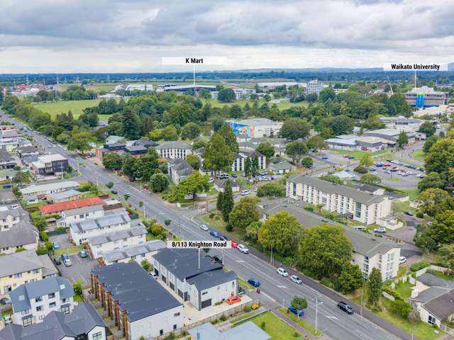 8/113 Knighton Road Hillcrest_3