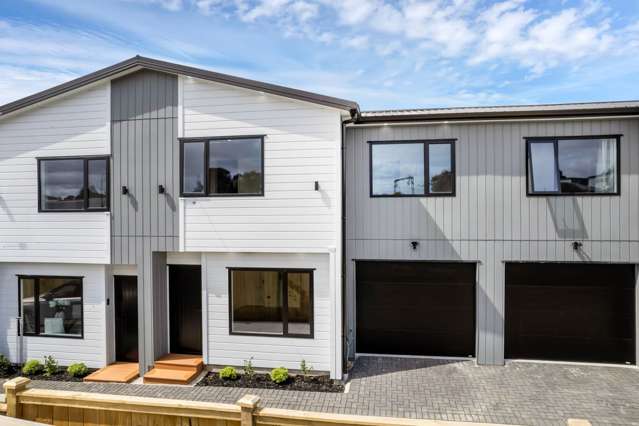 Brand New 3 Bedroom Home 3.5 Bathrooms (2 ensuite)