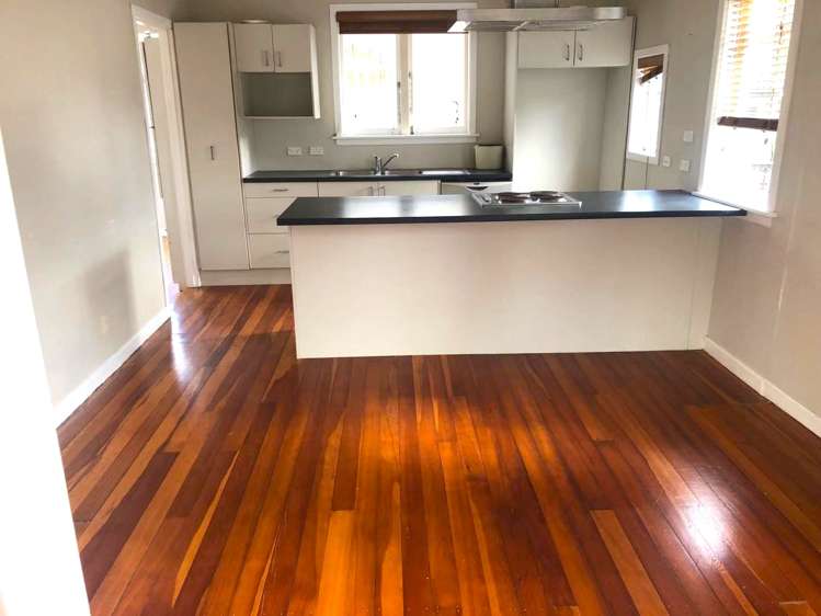 1 Invermay Avenue 罗斯基尔山奥克兰新西兰_8