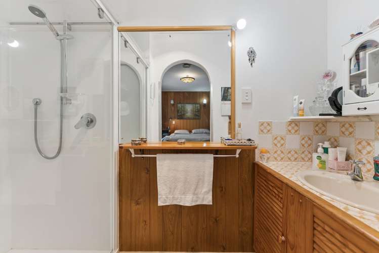 13 Ward Crescent Te Atatu Peninsula_8