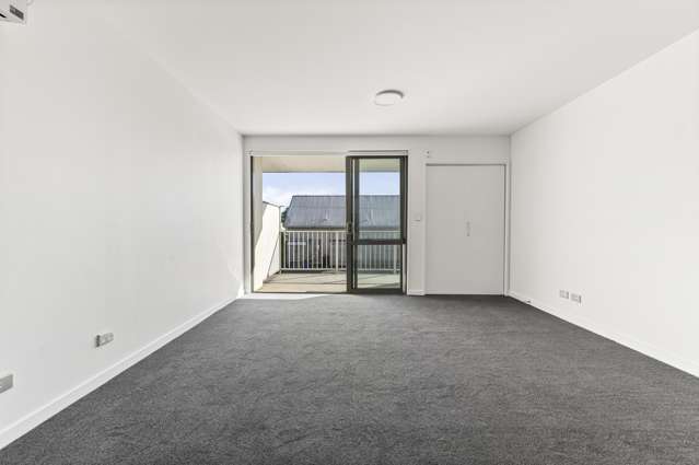 8/20 Stanmore Road Phillipstown_4