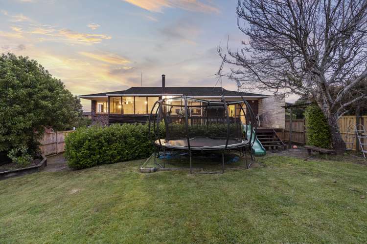 32 Kurnell Drive Botany Downs_1