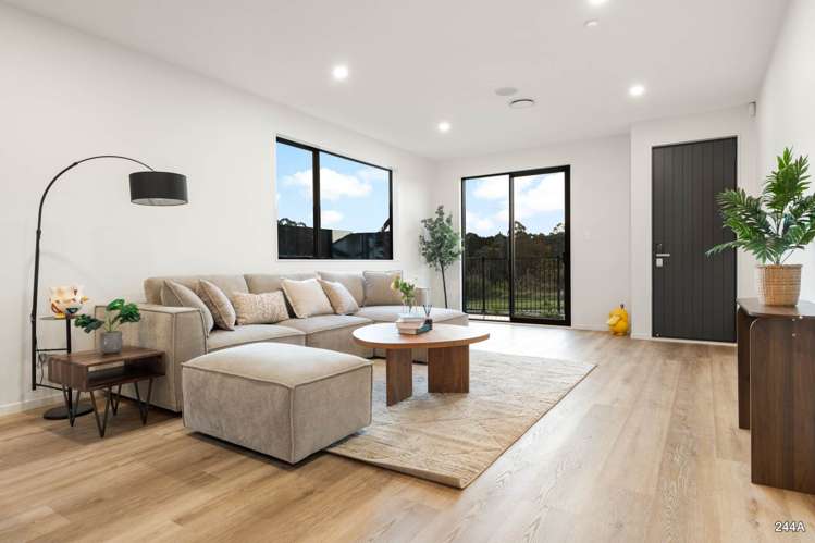 242, 244 West Hoe Heights Orewa_8
