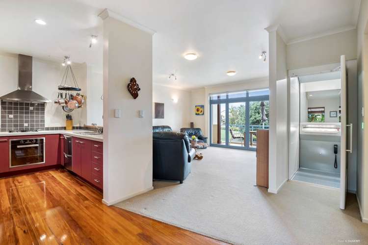 36 Danica Esplanade Te Atatu Peninsula_2