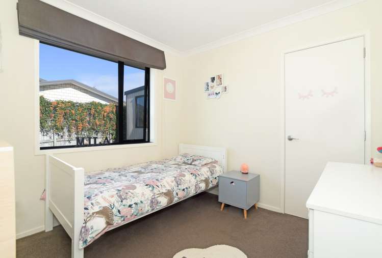 5 Galloway Crescent Pyes Pa_12