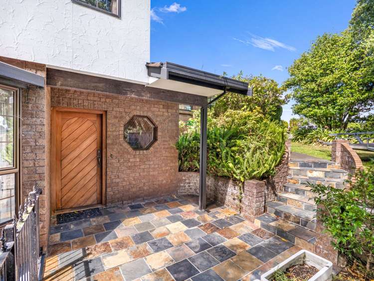 1 Acton Place Saint Johns Hill_24