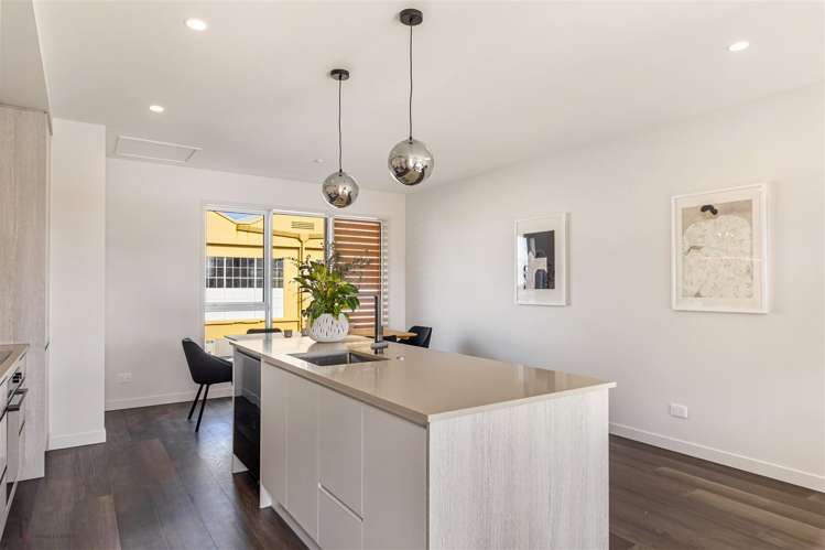 7/27b Hudson Bay Road Hobsonville_9