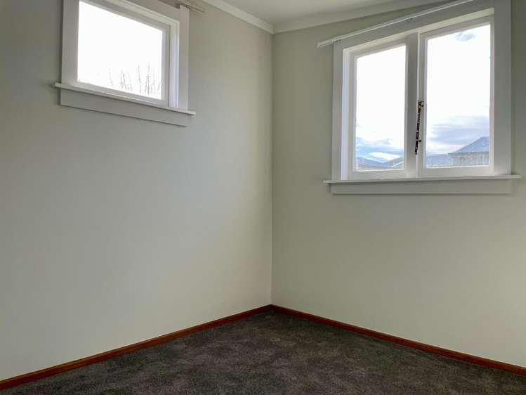 908 Lyell Street 10474_6