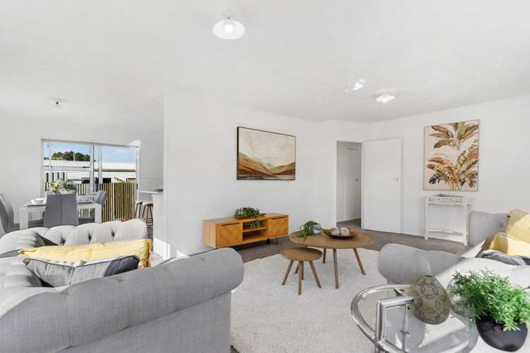 2/18 Harper Street Papakura_8