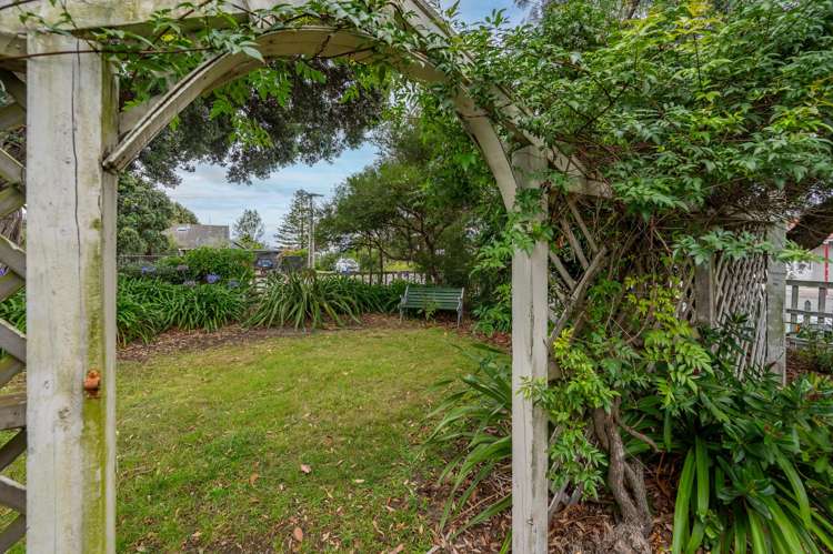 1 Grange Road North Haumoana_12