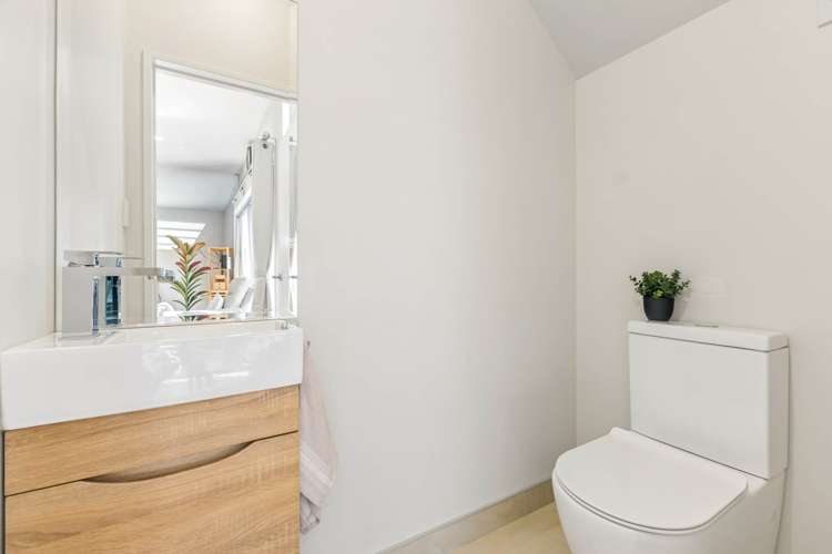 4 Paku Lane Mt Wellington_16