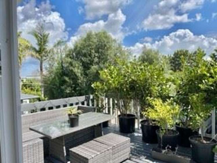 29 Sylvan Crescent Te Atatu South_16