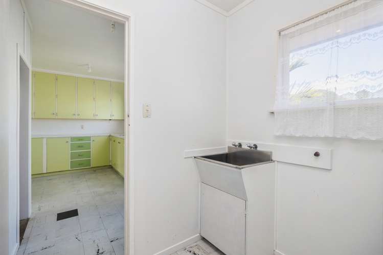 3/4 Harlston Road Mount Albert_11