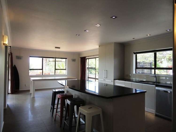 69 Awanui Rise Papakura_11