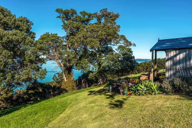 188 Te Whau Drive Waiheke Island_4