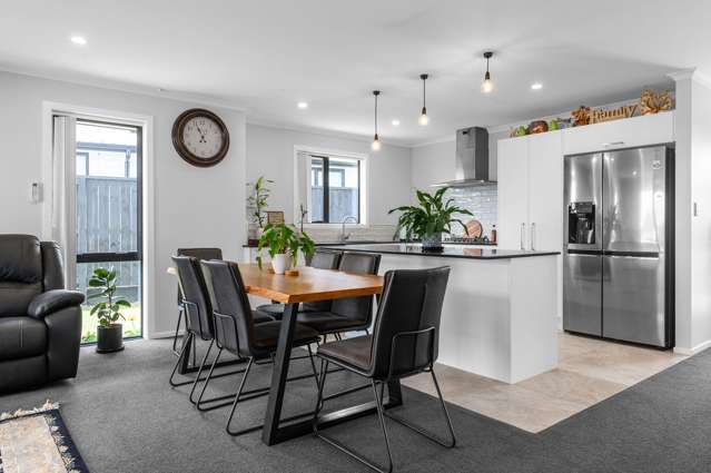 32 Oralee Terrace Peacocke_4