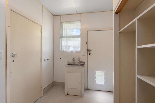 2/99 Briggs Road Shirley_3