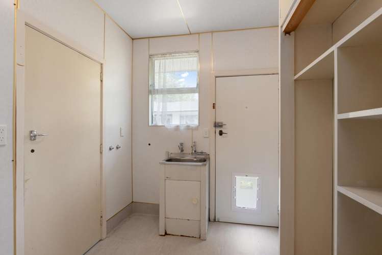 2/99 Briggs Road Shirley_3