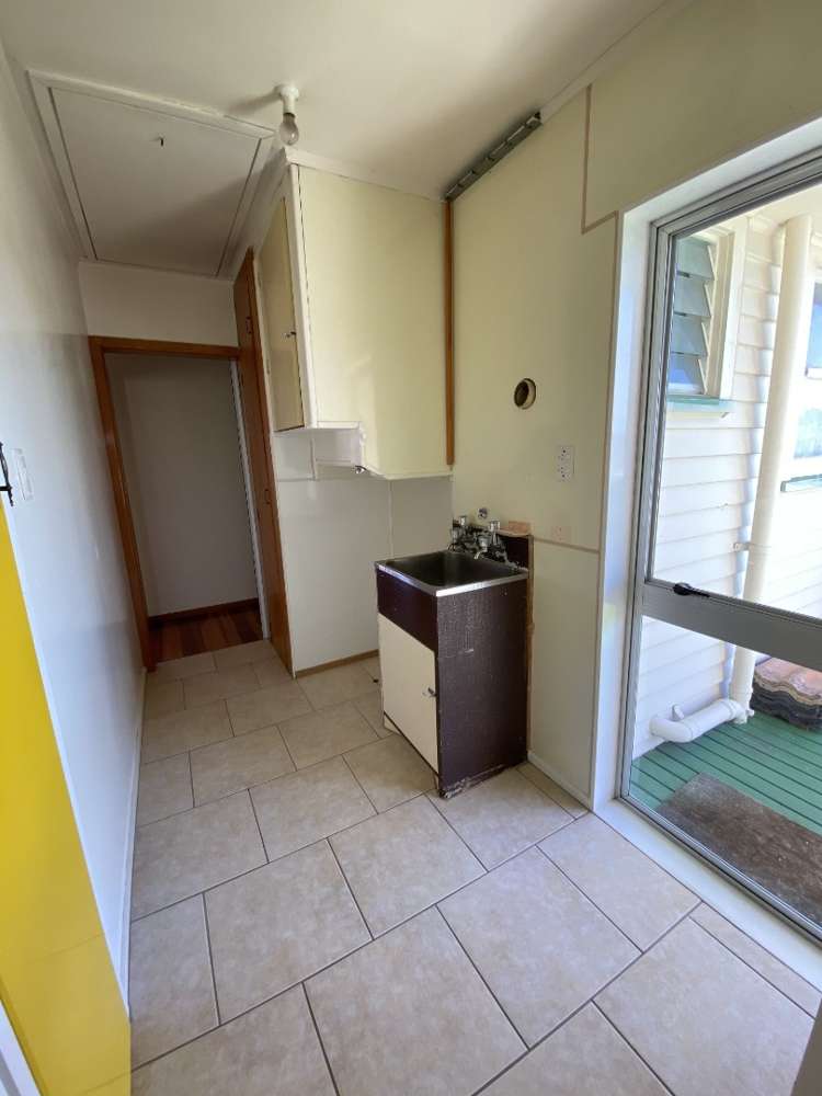 11 Robert Burke Place Henderson_16