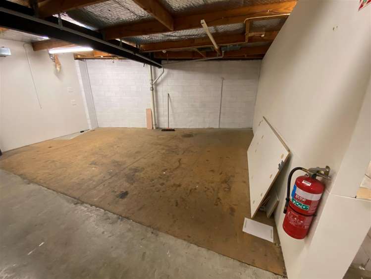 Shop 1, 94 Manners Street Te Aro_7