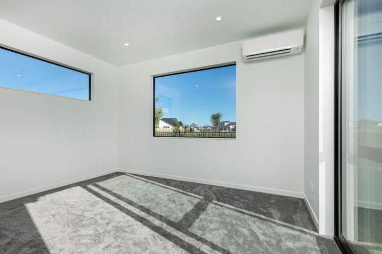 35 Matahae Crescent Wainui_16