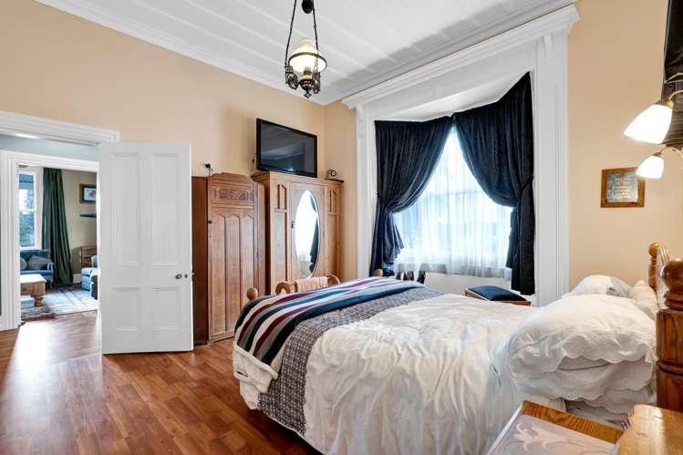 2 Broadway Waitara_15