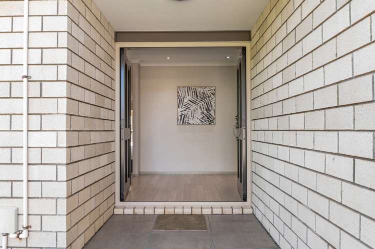 3 Devoy Drive Owhata_17