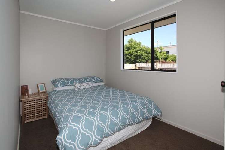 2/80 Settlement Road Papakura_6