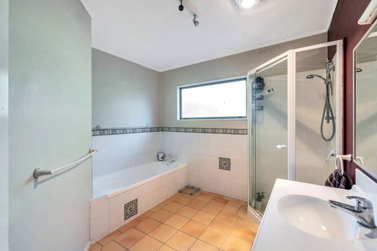 2/160 Cliff View Drive Green Bay_19