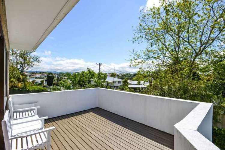 5 Griffiths Place Te Atatu South_5