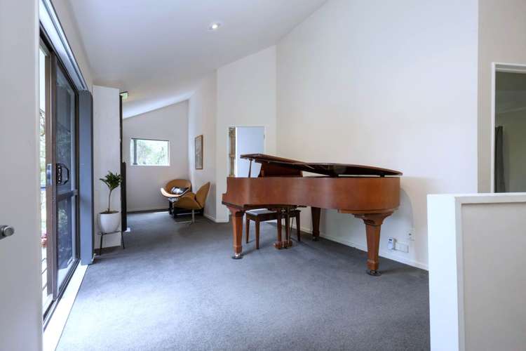 156 Laingholm Drive Laingholm_11