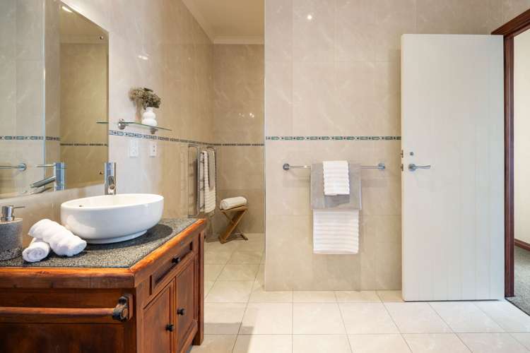 6 Merlin Close Huntington_29