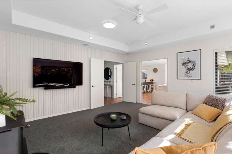 288 Southfield Drive_3