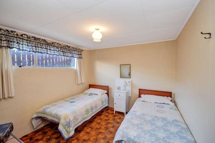 13 Clariton Avenue Green Island_15