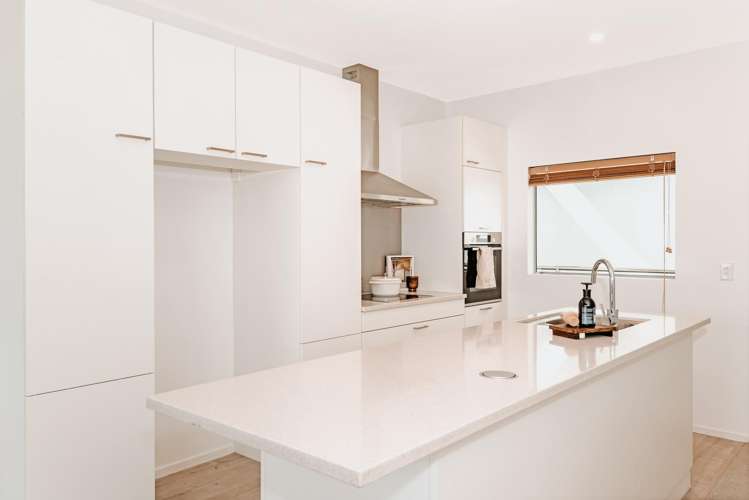 401/4 Reads Quay Gisborne Central_4