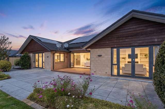 Style and Space in Superb Location