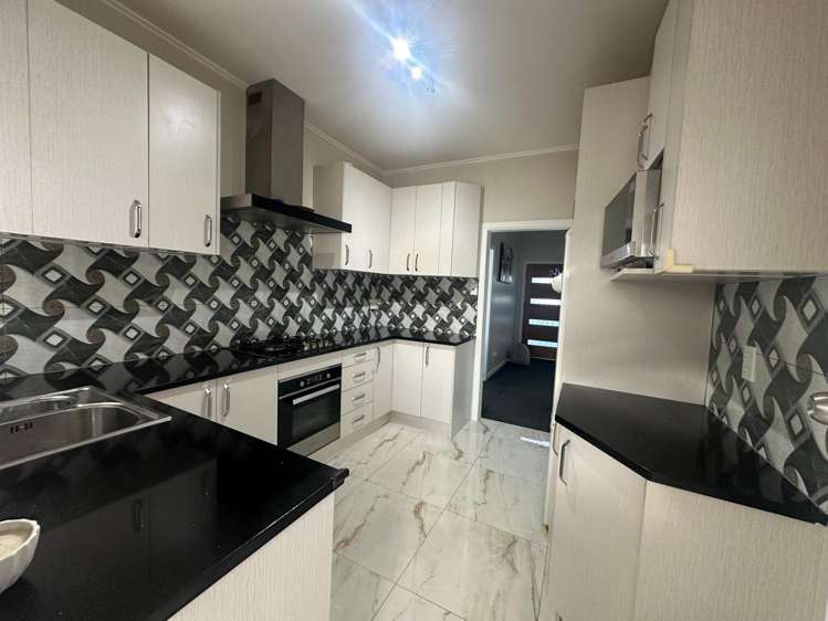 1/72 Coronation Road Papatoetoe_5