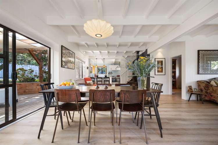 3 Muriwai Road Waimauku_12