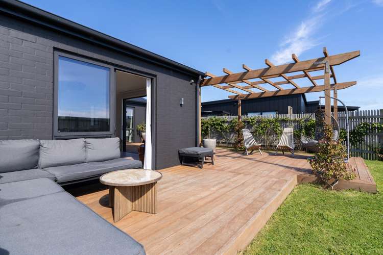16 Tunarau Street Raglan_5