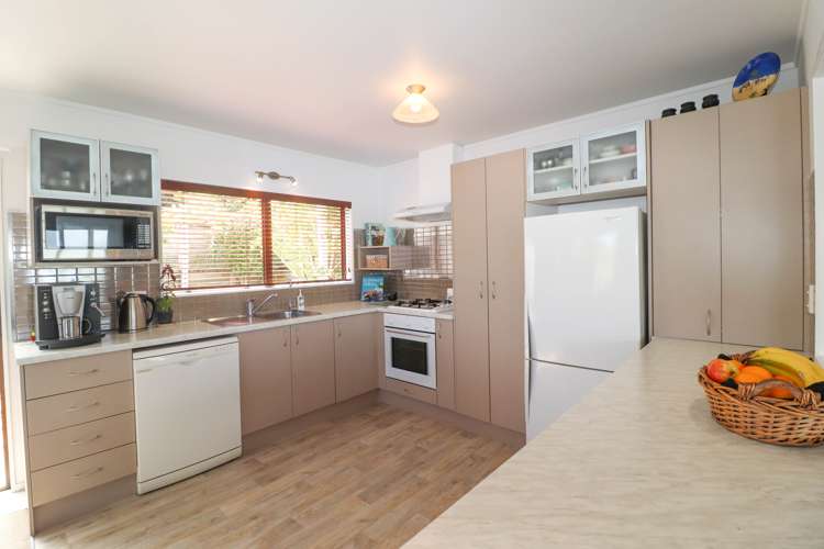 402 Garden Place Thames_6