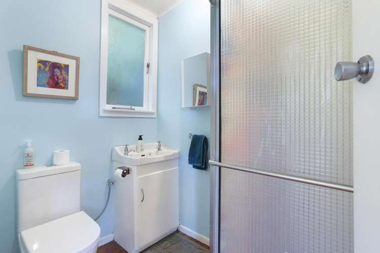 26 Ocean View Road Huia_9